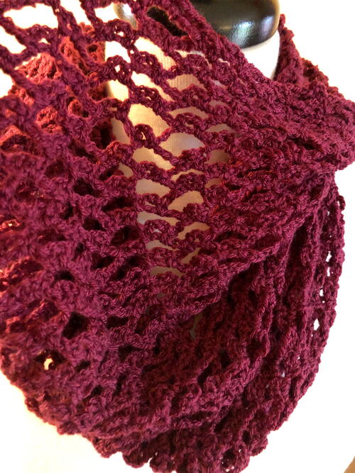 Vermillion Easy Infinity Scarf Pattern Vermillion Easy Infinity Scarf Pattern