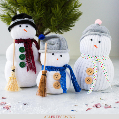 Simple Sock Snowman Tutorial Simple Sock Snowman Tutorial