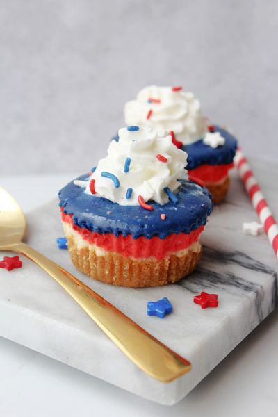 Patriotic Mini Cheesecakes Patriotic Mini Cheesecakes