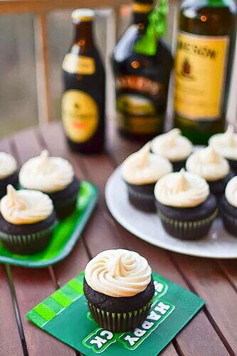 Boozy Irish Cupcakes Boozy Irish Cupcakes
