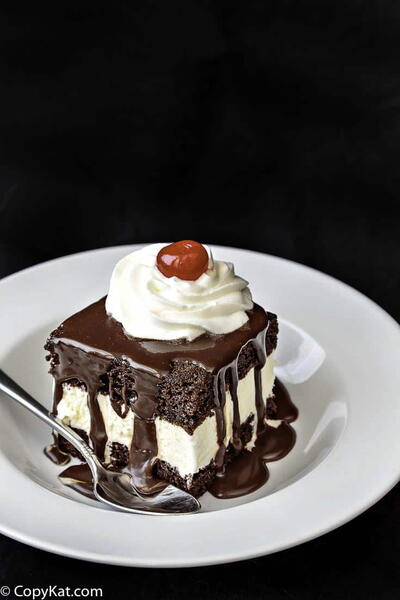 Shoneys Hot Fudge Cake Sundae Shoneys Hot Fudge Cake Sundae