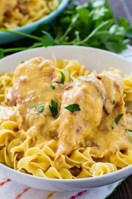 Sour Cream and Bacon Slow Cooker Chicken for Four Sour Cream and Bacon Slow Cooker Chicken for Four