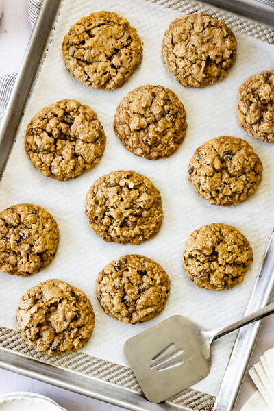 Gluten-free Oatmeal Raisin Cookies