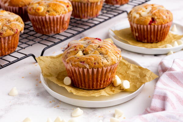Raspberry White Chocolate Chip Muffins Raspberry White Chocolate Chip Muffins