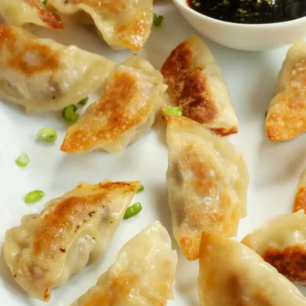 Gyoza japanese Dumplings Gyoza (japanese Dumplings)