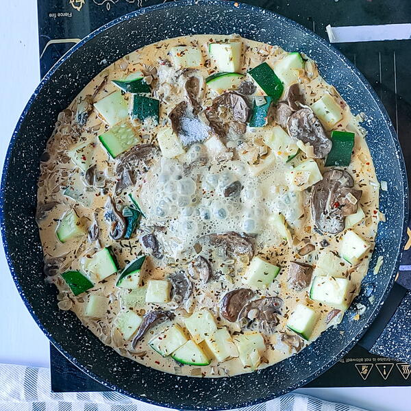 Creamy Mushroom Zucchini Pasta without Cream Creamy Mushroom Zucchini Pasta (without Cream!)