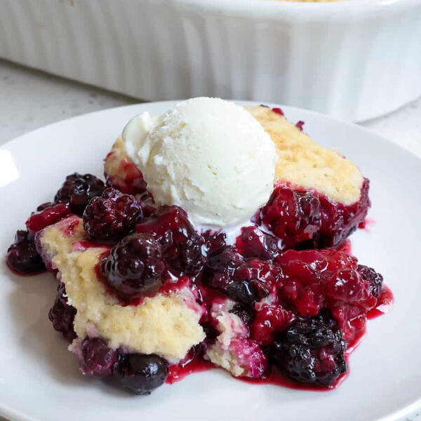Mixed Berry Cobbler Mixed Berry Cobbler