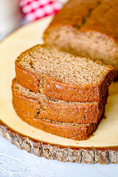 Cinnamon Applesauce Bread