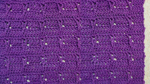 Easy And Simple Crochet Table Runner Pattern Easy And Simple Crochet Table Runner Pattern