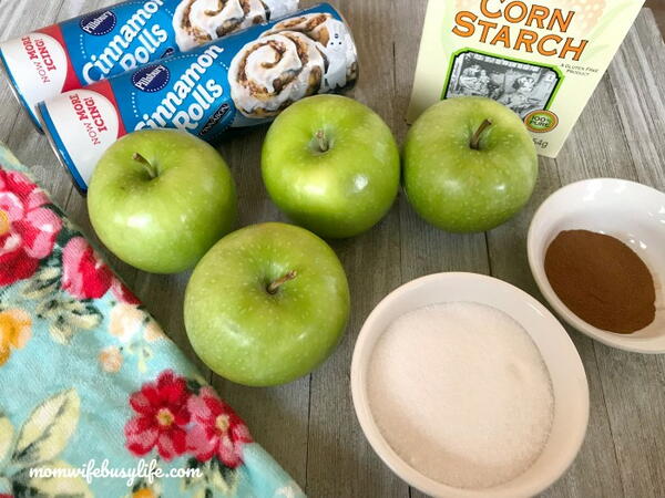 Apple Cinnamon Roll Pie Apple Cinnamon Roll Pie