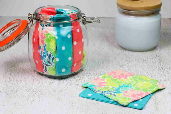 How To Make Your Own Homemade Diy Reusable Dryer Sheets How To Make Your Own Homemade Diy Reusable Dryer Sheets