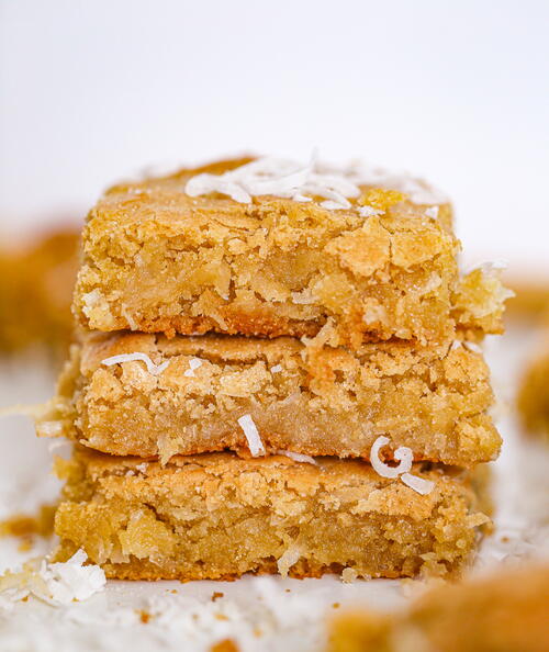 Easy One Bowl Coconut Blondies Easy One Bowl Coconut Blondies