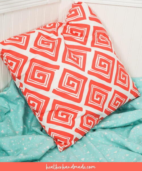 How To Sew An Invisible Zipper In A Pillow How To Sew An Invisible Zipper In A Pillow