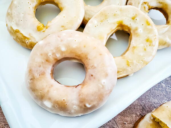 Pumpkin Spice Donuts