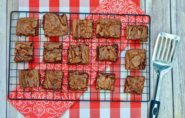 Homemade Chewy Chocolate Brownies Homemade Chewy Chocolate Brownies