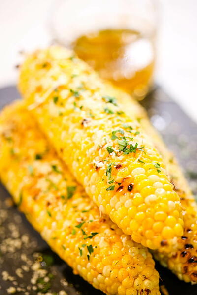 Garlic Parmesan Grilled Corn On The Cob