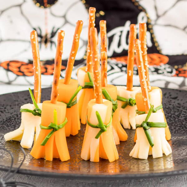 Cheese And Pretzel Broomsticks Cheese And Pretzel Broomsticks