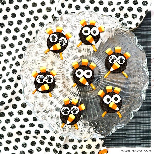 Oreo Turkey Cookies Oreo Turkey Cookies