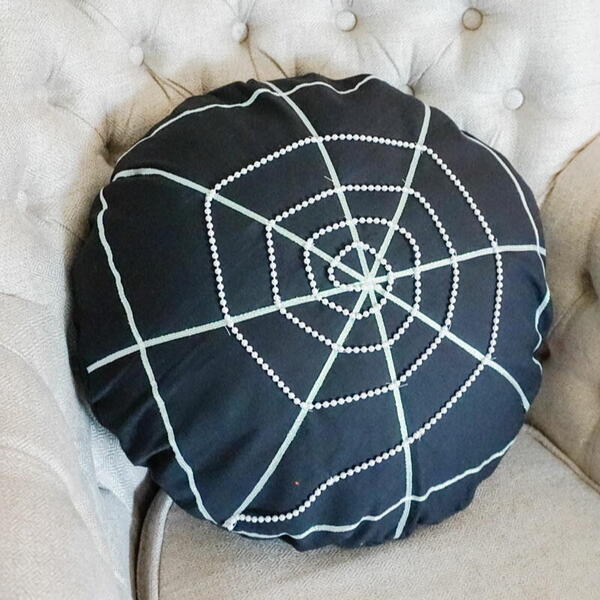 DIY Spider Web Pillow DIY Spider Web Pillow