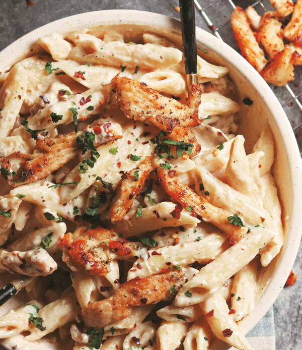 Creamy Alfredo Penne Creamy Alfredo Penne