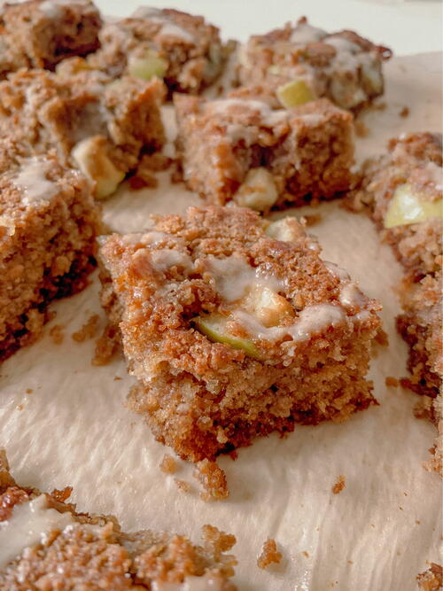 Apple Spiced Vegan Blondies Apple Spiced Vegan Blondies