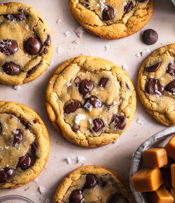 Caramel-Stuffed Chocolate Chip Cookies