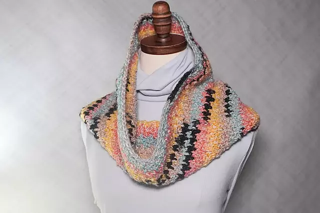 Adventurous hooded Cowl Adventurous (hooded) Cowl