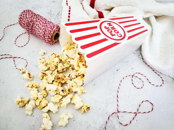 Easy White Cheddar Popcorn Easy White Cheddar Popcorn