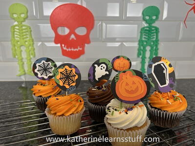 How To Make Free Halloween Cupcake Toppers With Cricut