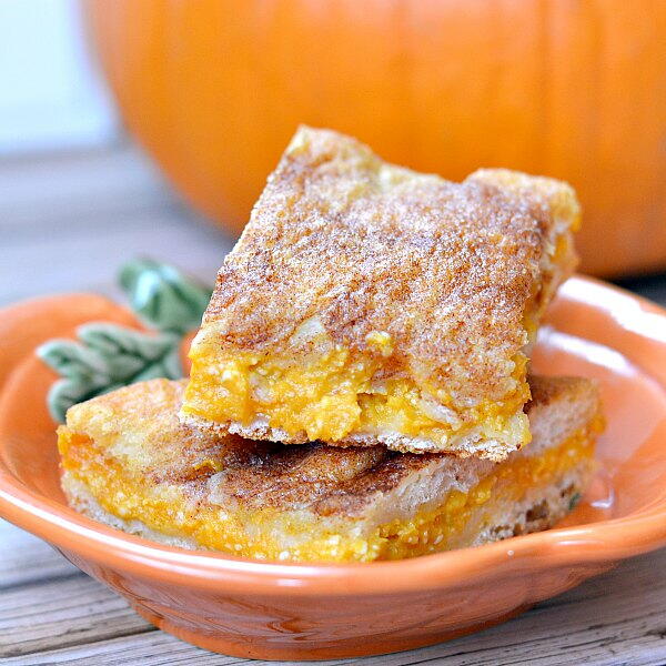 Easy Pumpkin Cheesecake Bars Easy Pumpkin Cheesecake Bars