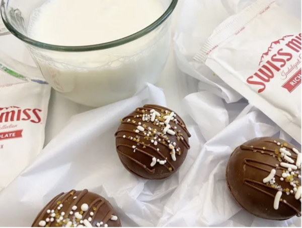 Diy Winter Hot Chocolate Bombs Diy Winter Hot Chocolate Bombs