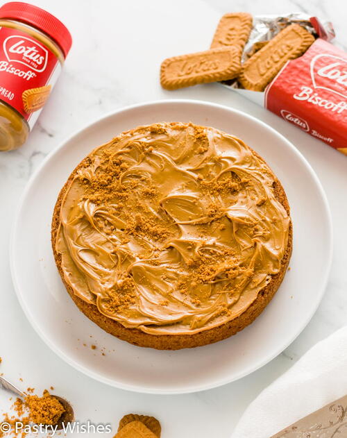 3 Ingredient Biscoff Cake 3 Ingredient Biscoff Cake