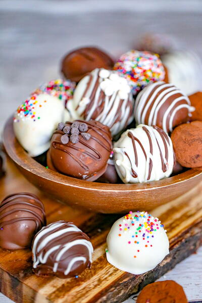 Easy Brownie Truffles Easy Brownie Truffles