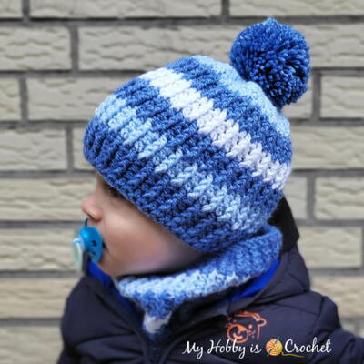 Shifted Ribs Hat & Cowl Set