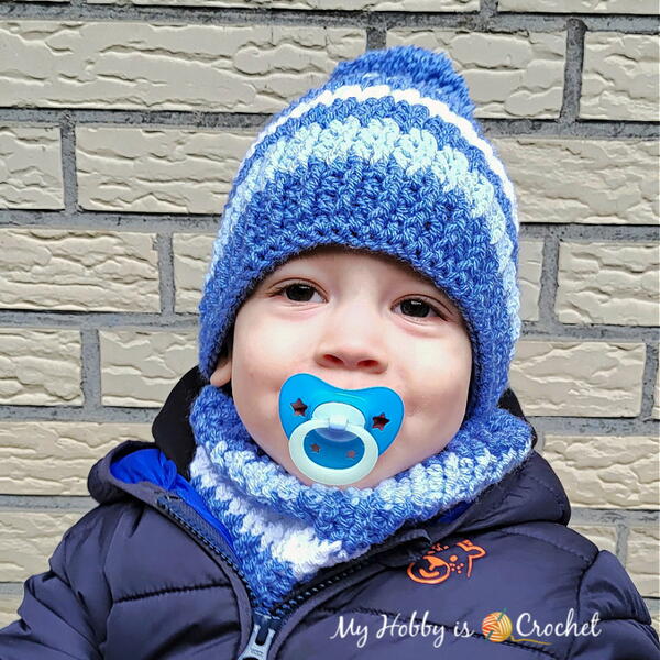 Shifted Ribs Hat Cowl Set Shifted Ribs Hat & Cowl Set