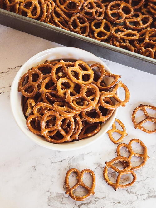 Seasoned Pretzels Seasoned Pretzels
