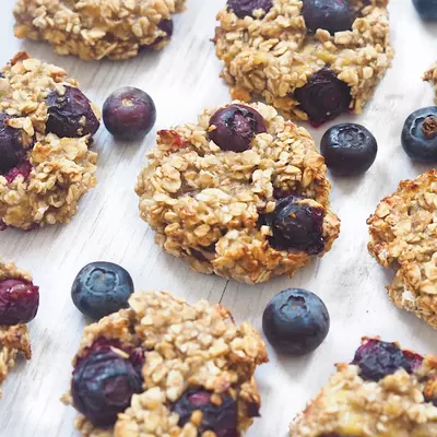 3 Ingredient Blueberry Oatmeal Cookies
