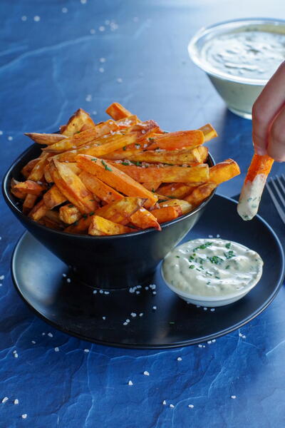Garlic Mayo Dipping Sauce For Sweet Potato Fries Recipe Garlic Mayo Dipping Sauce For Sweet Potato Fries Recipe