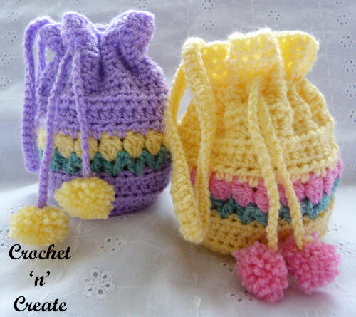 Tulip Wrist Purse Tulip Wrist Purse