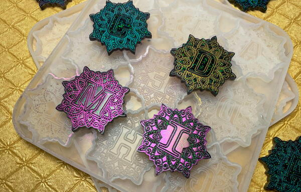 How To Make Decorative Resin Letters How To Make Decorative Resin Letters