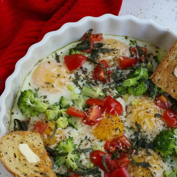 Easy Baked Eggs Easy Baked Eggs