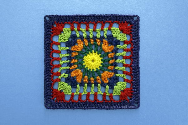 Simple Openwork Square Simple Openwork Square