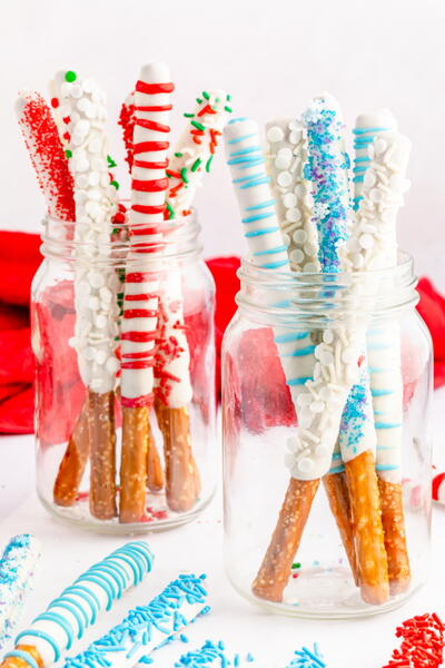 Chocolate Covered Holiday Pretzels Chocolate Covered Holiday Pretzels