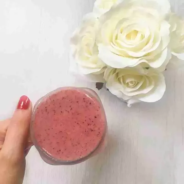 Raspberry Almond Butter Smoothie Raspberry Almond Butter Smoothie