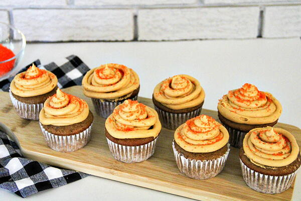 Peanut Butter Pumpkin Cupcakes With Cake Mix