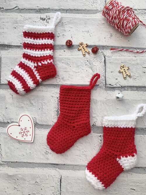 Mini Crochet Stocking Garland Mini Crochet Stocking Garland