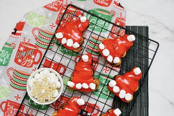 Santa Hat Cinnamon Rolls Santa Hat Cinnamon Rolls