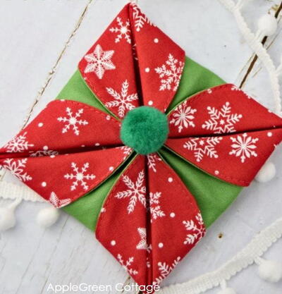The Cutest DIY Origami Ornaments