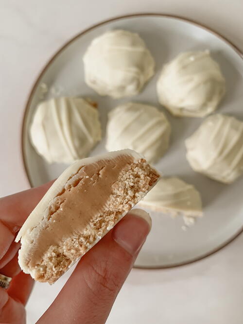 White Chocolate Caramel Cookies