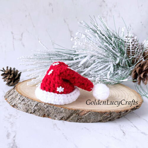 Crochet Mini Santa Hat Crochet Mini Santa Hat